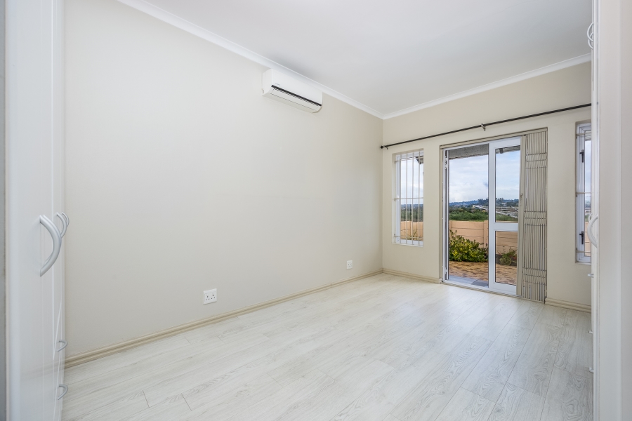 1 Bedroom Property for Sale in Sonstraal Heights Western Cape